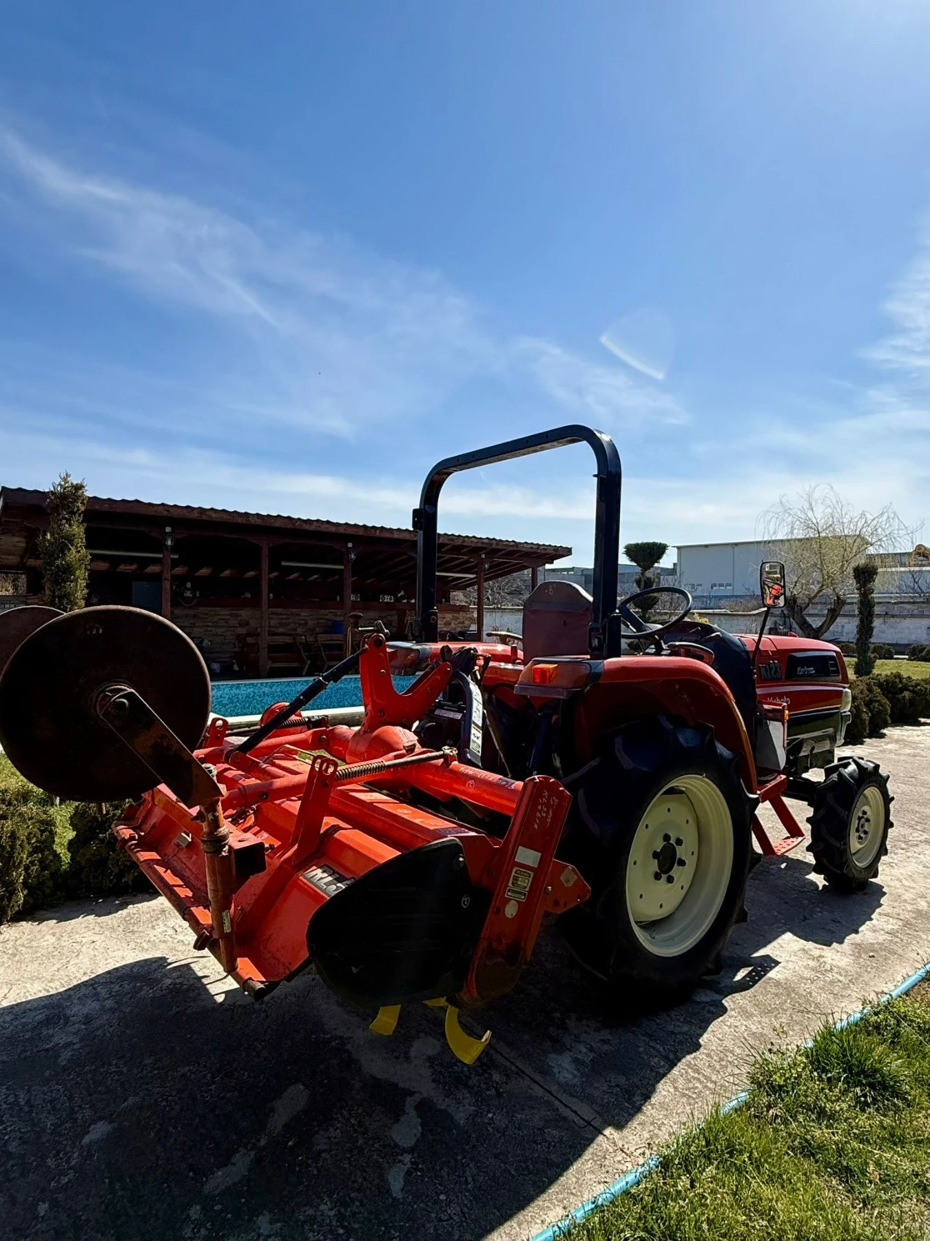 Трактор Kubota * KL-23кс* ТОП* ЛИЗИНГ* РЕВЪРС* , снимка 11 - Селскостопанска техника - 53796776