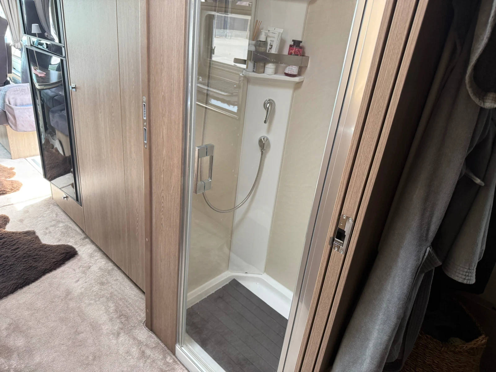 ������ Morelo LOFT  | Mobile.bg � ����������� 8