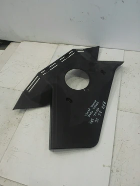 капак ангренаж Ауди А4 2.6 В6