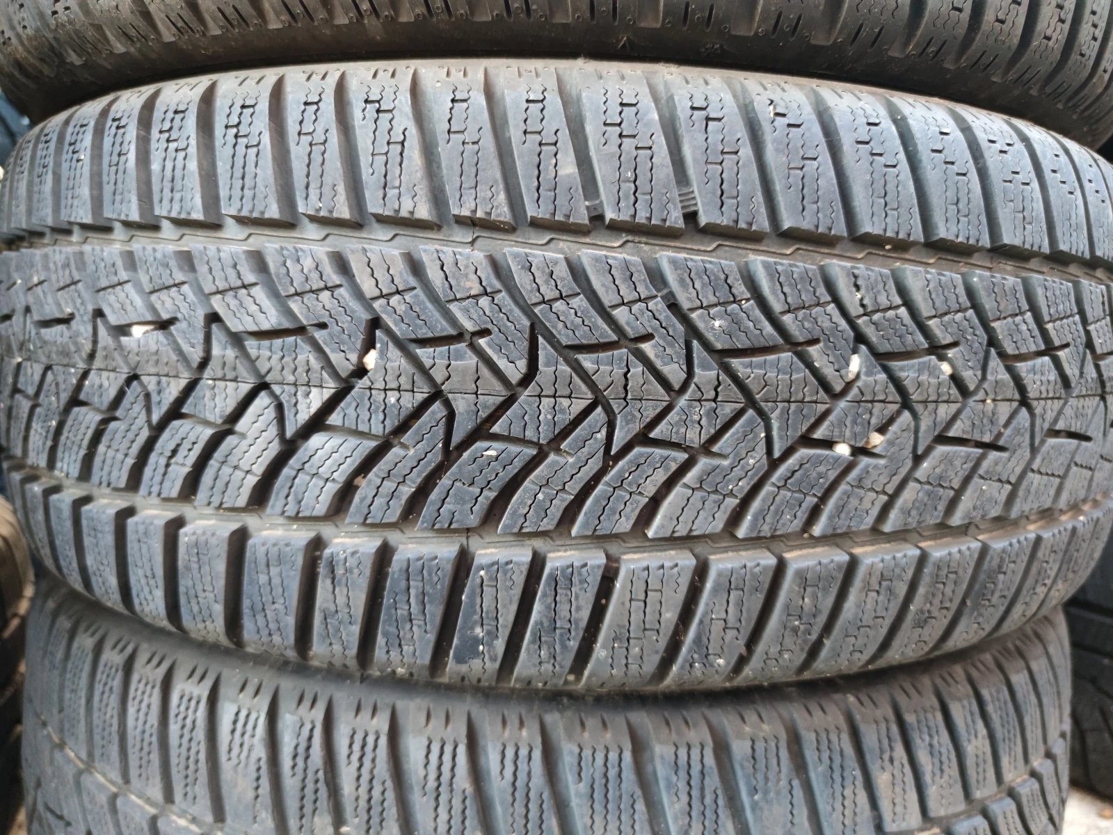  215/45R17 | Mobile.bg   3