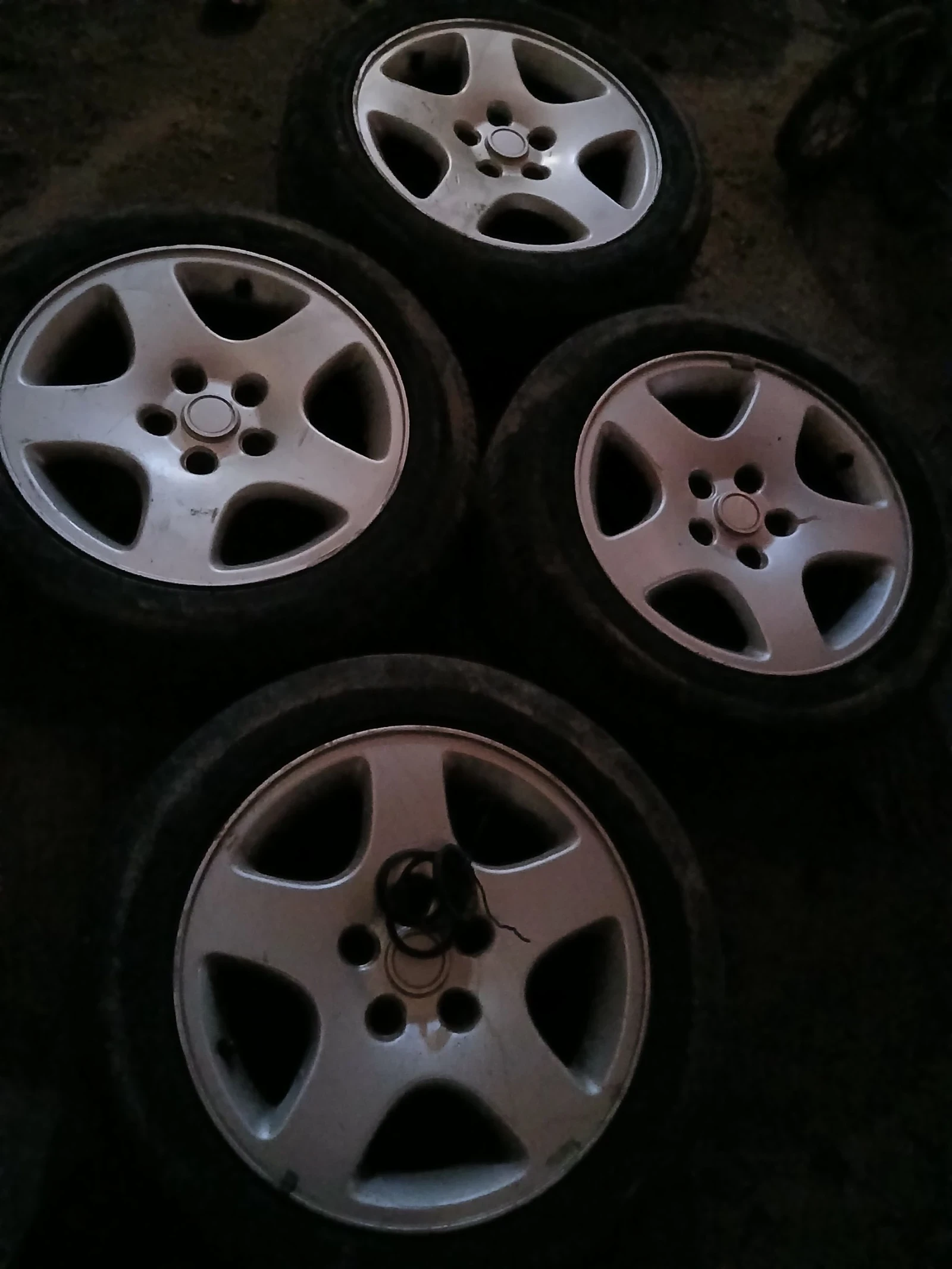 ���� � ������ 115/70R16 �� Audi A4 | Mobile.bg � ����������� 2