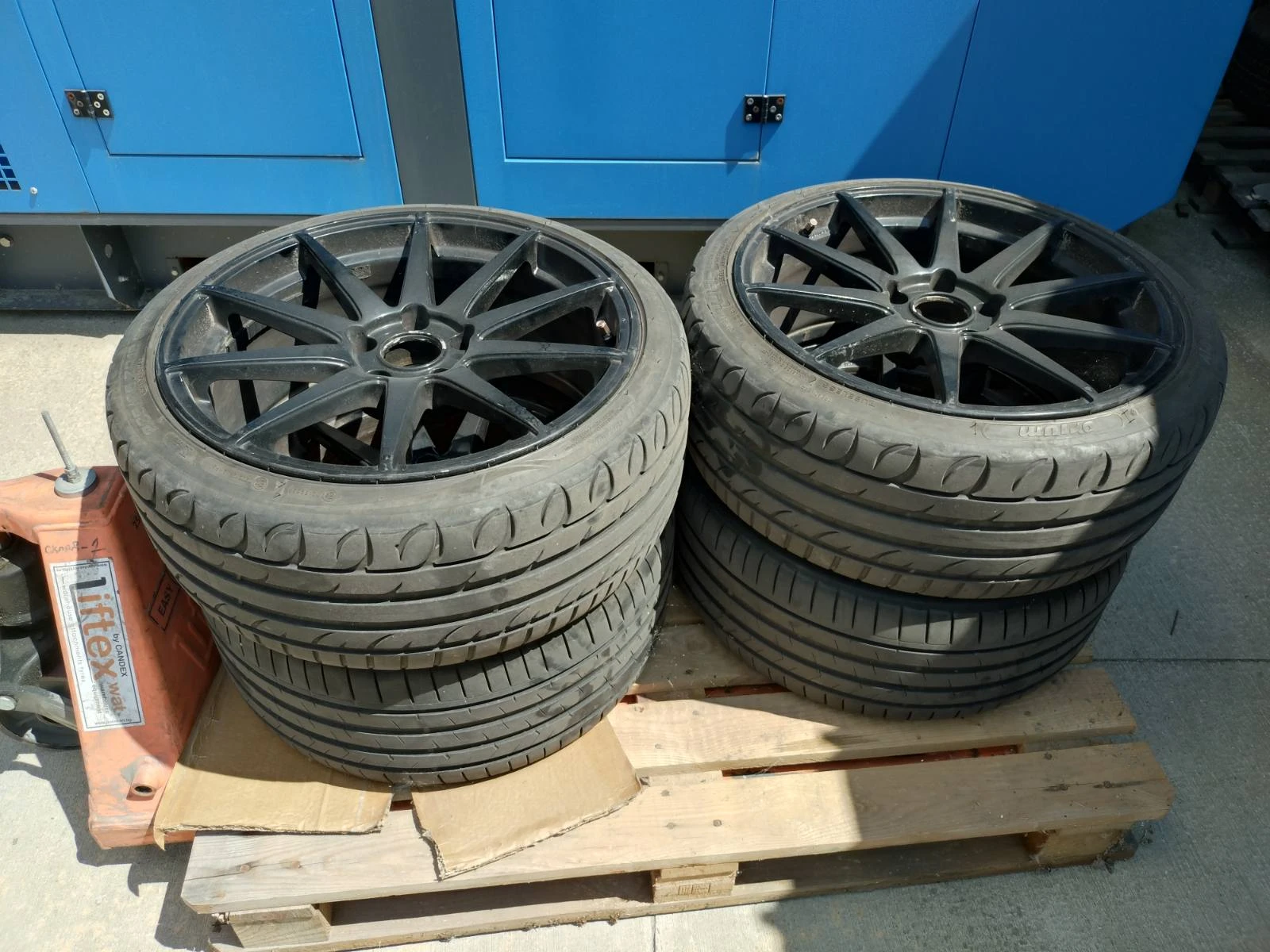 ���� � ������ 235/35R19 | Mobile.bg � ����������� 1