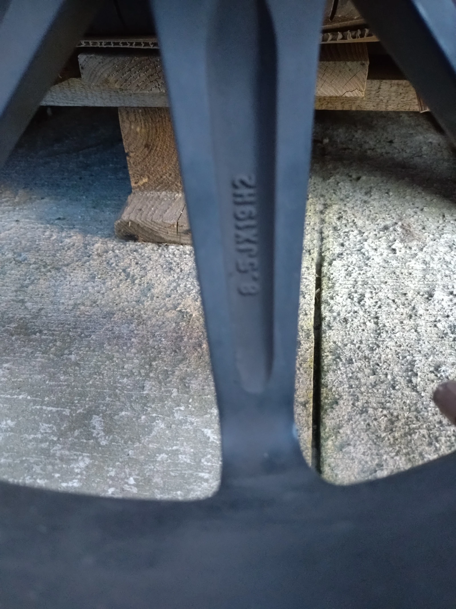 ���� � ������ 235/35R19 | Mobile.bg � ����������� 8