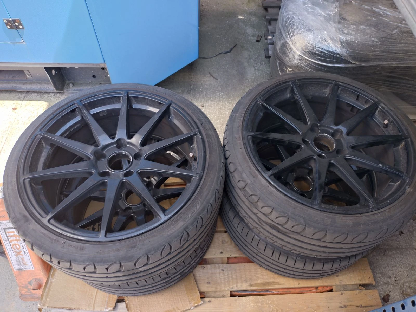 ���� � ������ 235/35R19 | Mobile.bg � ����������� 2