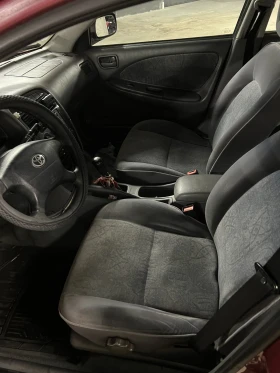 Toyota Avensis 1.6, снимка 10