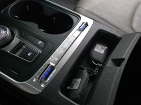Kia Carnival 2.2 Automatic, снимка 17