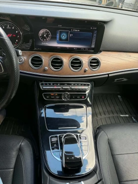 Mercedes-Benz E 400 4MATIC | 89 300 км | AMG | V6 Bi-Turbo | Burmester, снимка 9