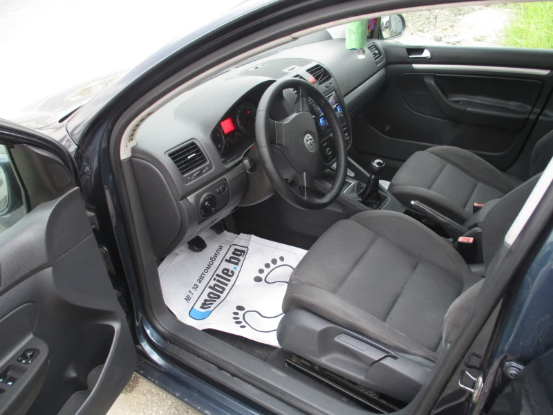 VW Golf 2.0TDI, снимка 7 - Автомобили и джипове - 37682857