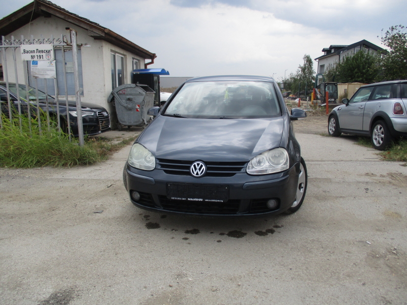 VW Golf 2.0TDI, снимка 1 - Автомобили и джипове - 37682857