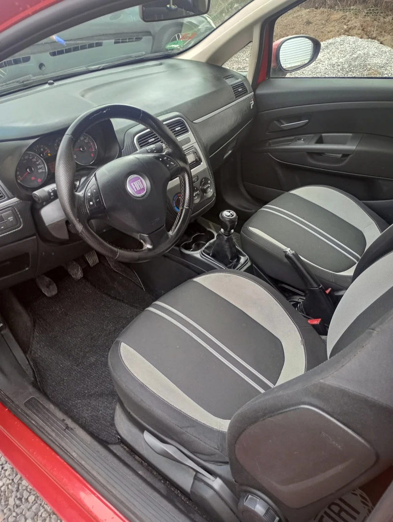 Fiat Punto 1.4, снимка 11 - Автомобили и джипове - 47275326