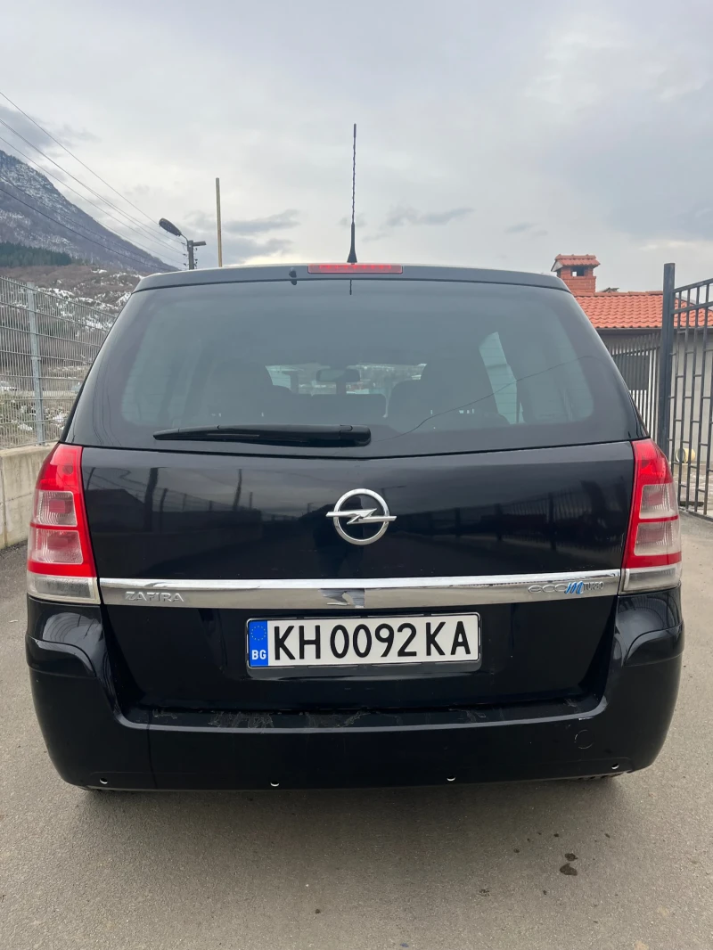 Opel Zafira, снимка 6 - Автомобили и джипове - 48550128