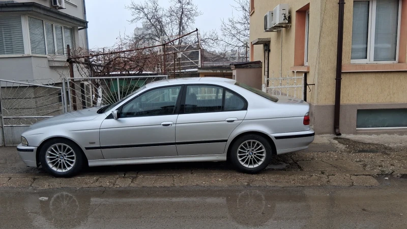 BMW 530, снимка 3 - Автомобили и джипове - 49329146