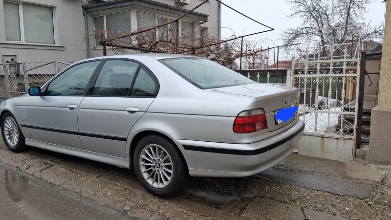 BMW 530, снимка 1 - Автомобили и джипове - 49329146