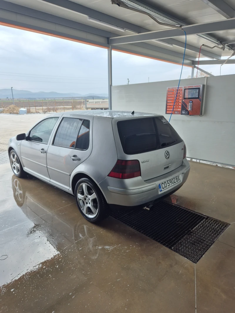 VW Golf, снимка 6 - Автомобили и джипове - 49347828