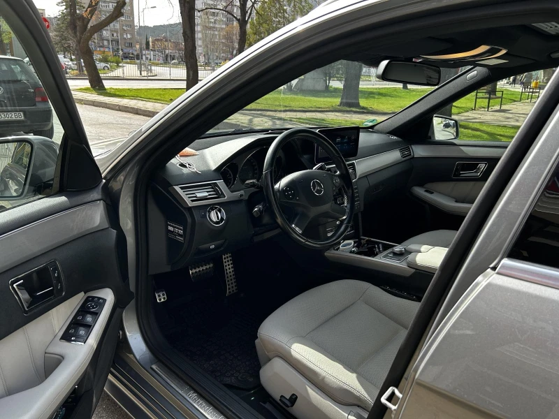 Mercedes-Benz E 350 4 Matik, снимка 9 - Автомобили и джипове - 51353207