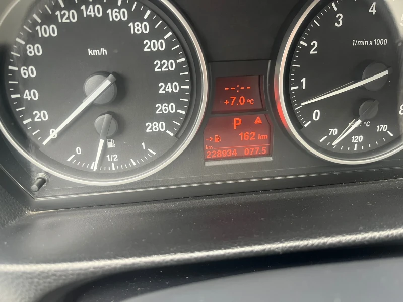 BMW 335 335 I, снимка 7 - Автомобили и джипове - 53390039