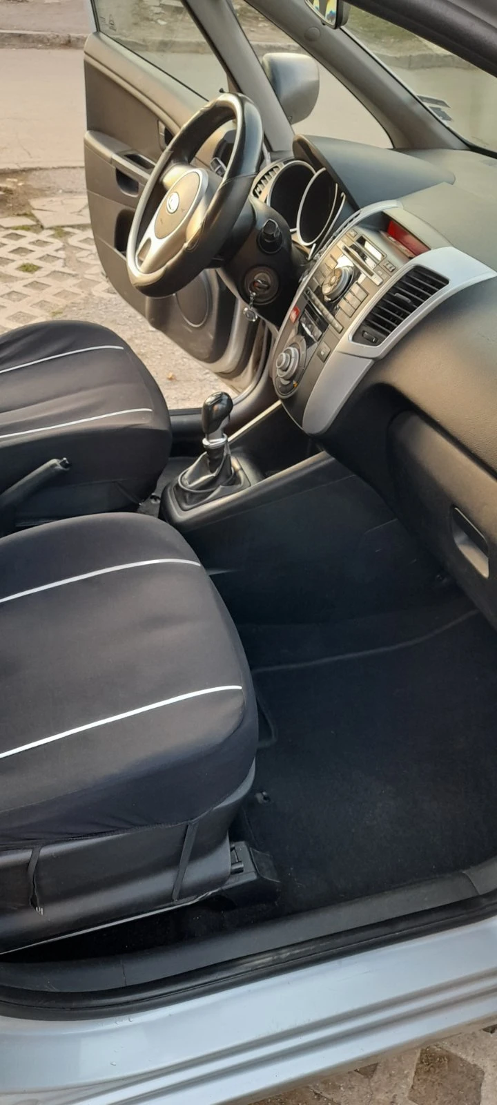 Kia Venga  - изображение 5