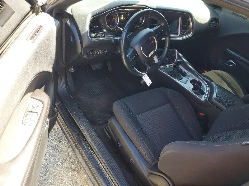 Dodge Challenger, снимка 8 - Автомобили и джипове - 54796899