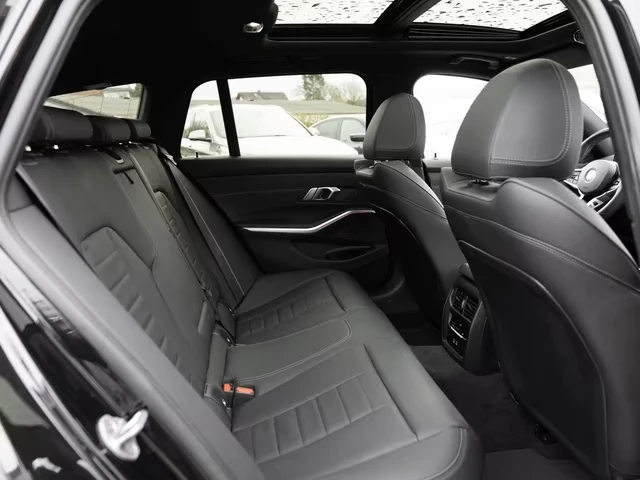 BMW 340 M340d / xDRIVE / M SPORT PRO / HUD / 360 / PANO /, снимка 17 - Автомобили и джипове - 55487169