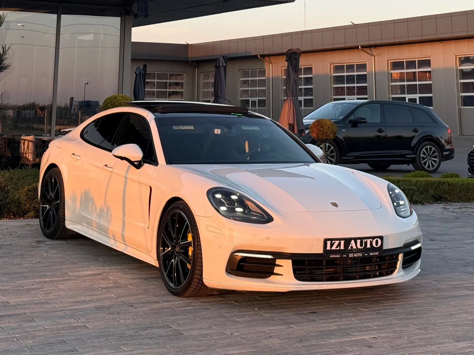 Porsche Panamera 4/PANORAMA/BOSE/AMBIENT/360/LANE ASSIST/LIZING, снимка 1