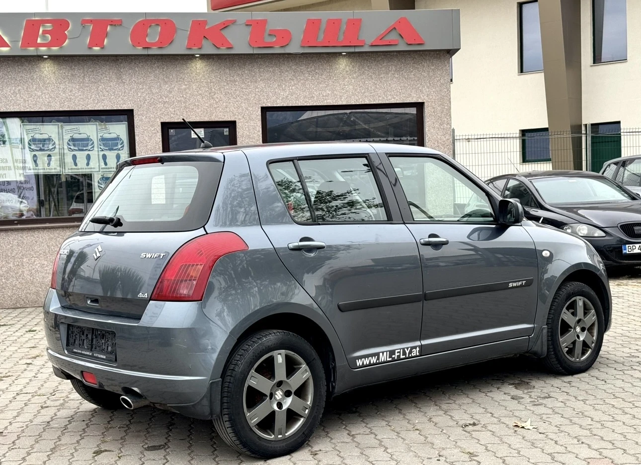 Suzuki Swift 1.3i / 4x4 / Печка-Webasto - изображение 4