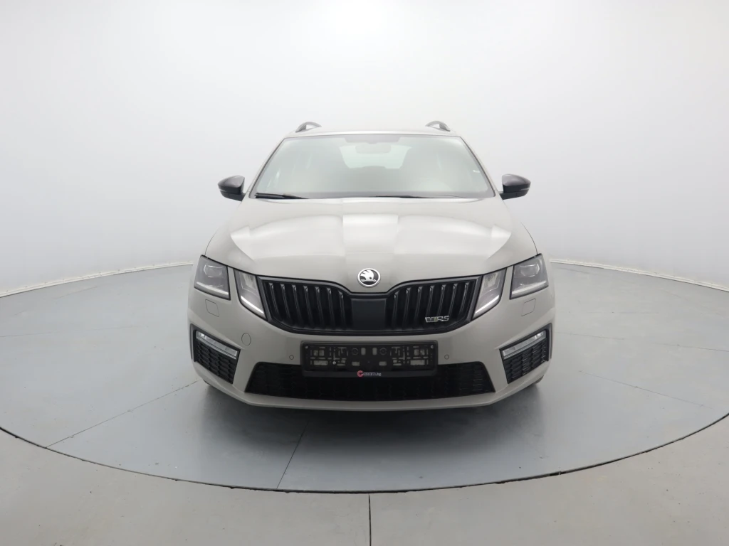 Skoda Octavia 2.0 TDI 4x4 DSG - изображение 2