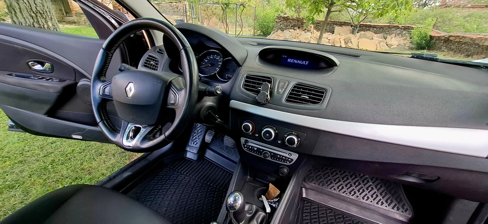 Renault Fluence  - изображение 6