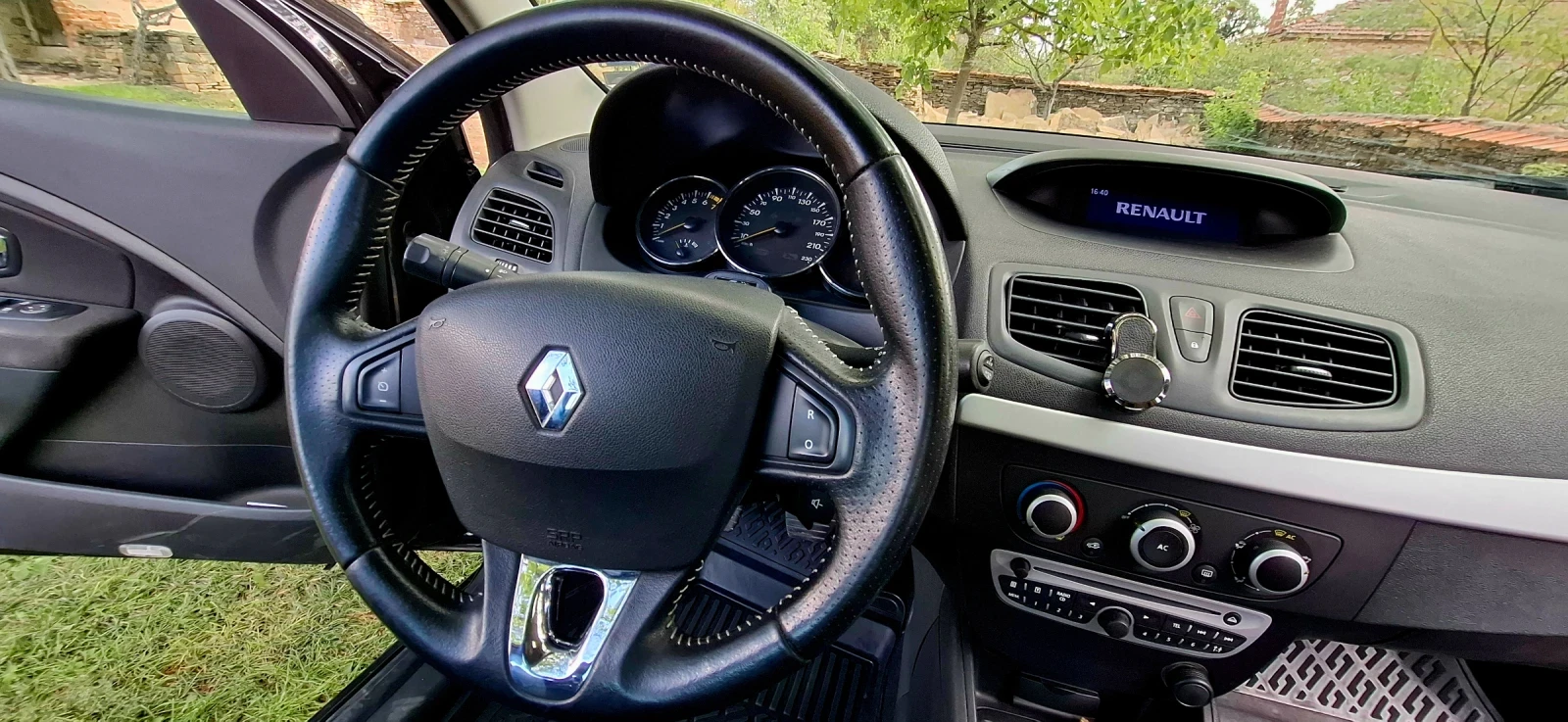 Renault Fluence  - изображение 5