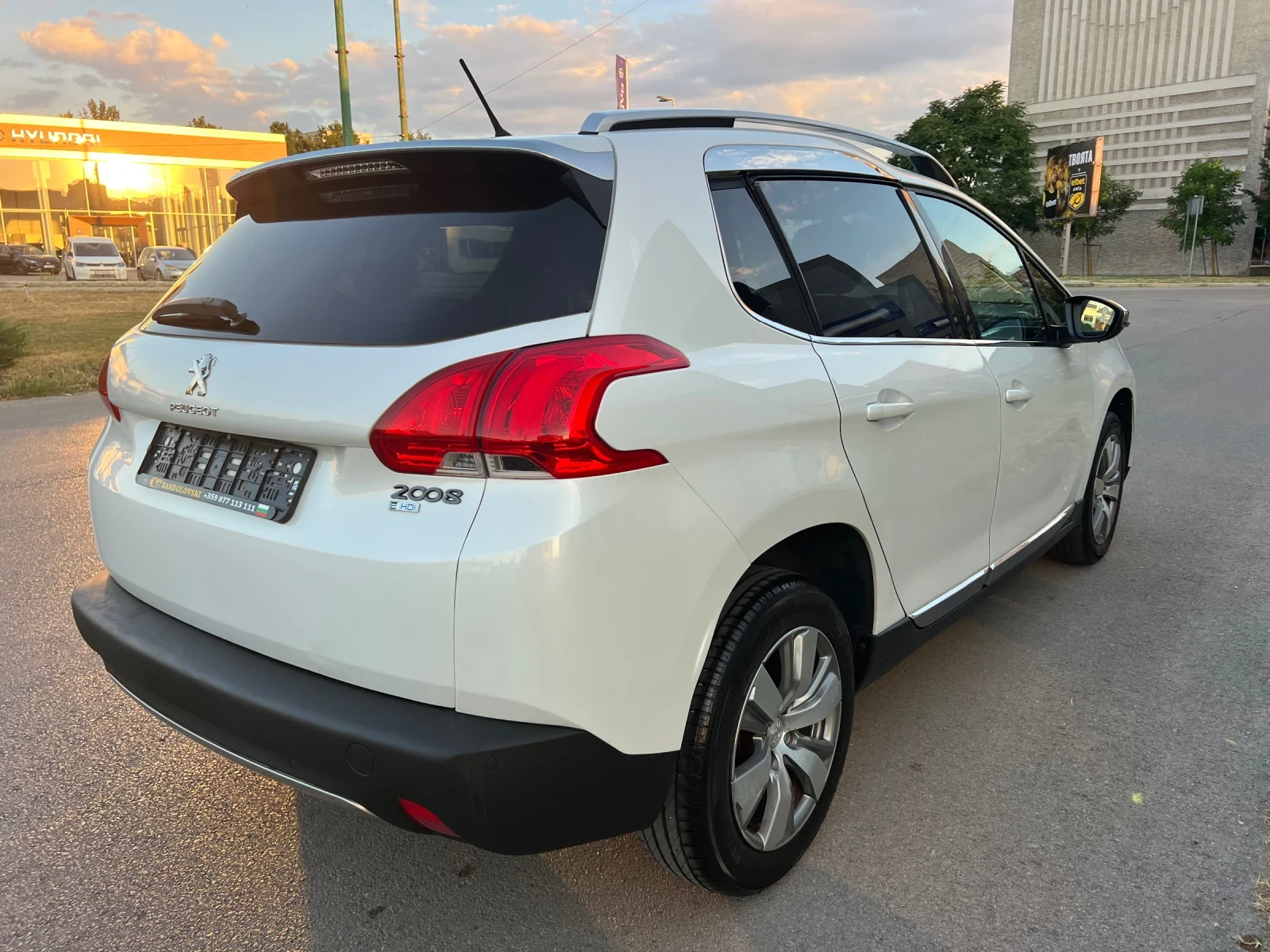 Peugeot 2008 1.6E-HDI/NAVI/ALLURE - изображение 7