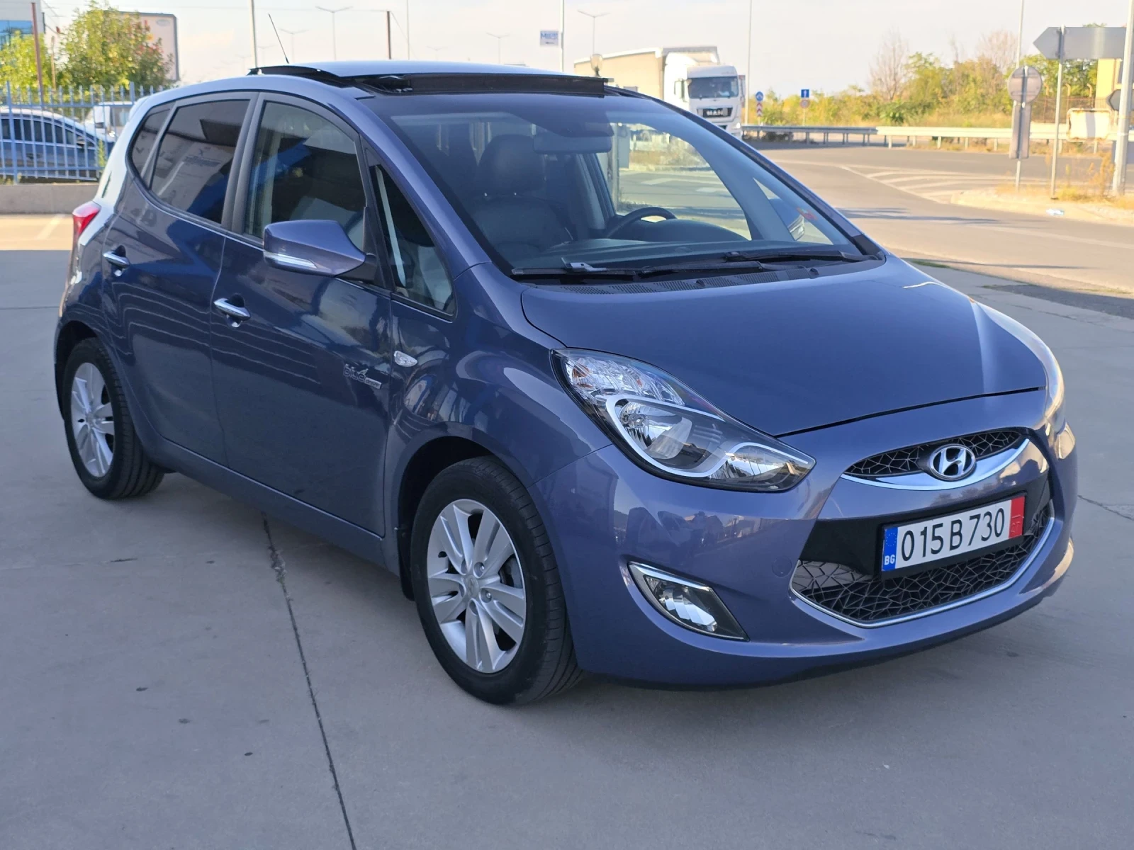 Hyundai Ix20 1.6i/PREMIUM/ПАНОРАМА/КАМЕРА/НАВИГАЦИЯ/КОЖА - изображение 3