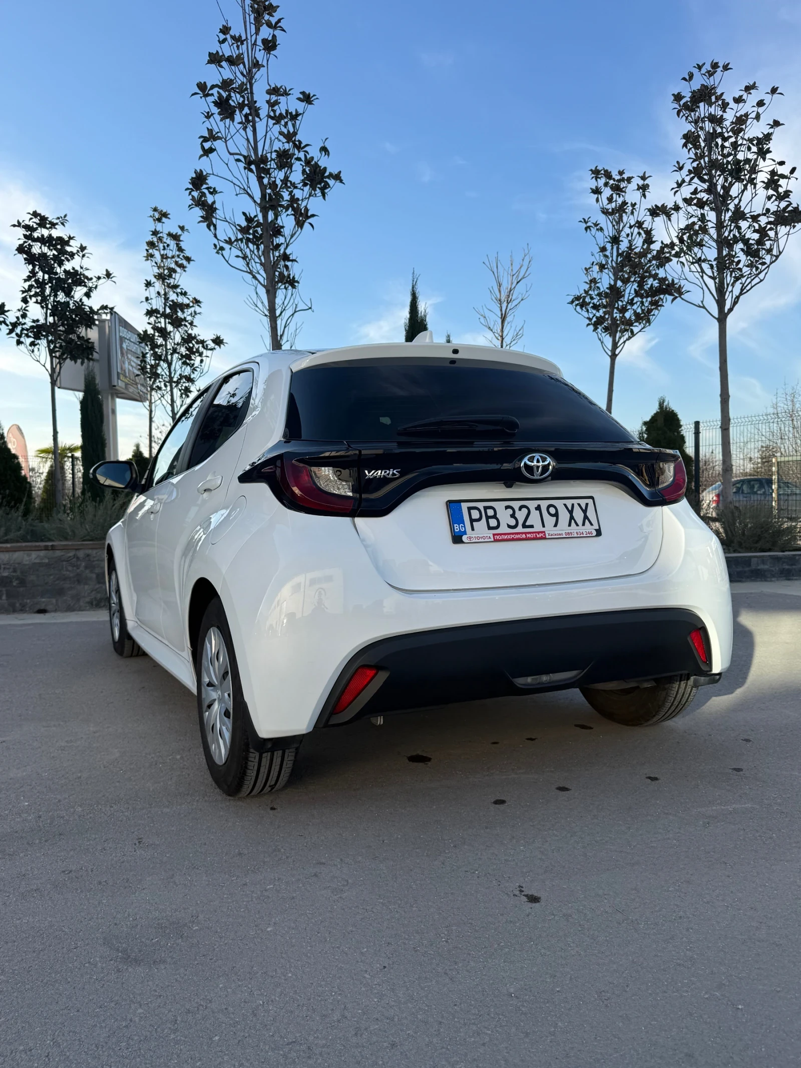 Toyota Yaris  - изображение 6