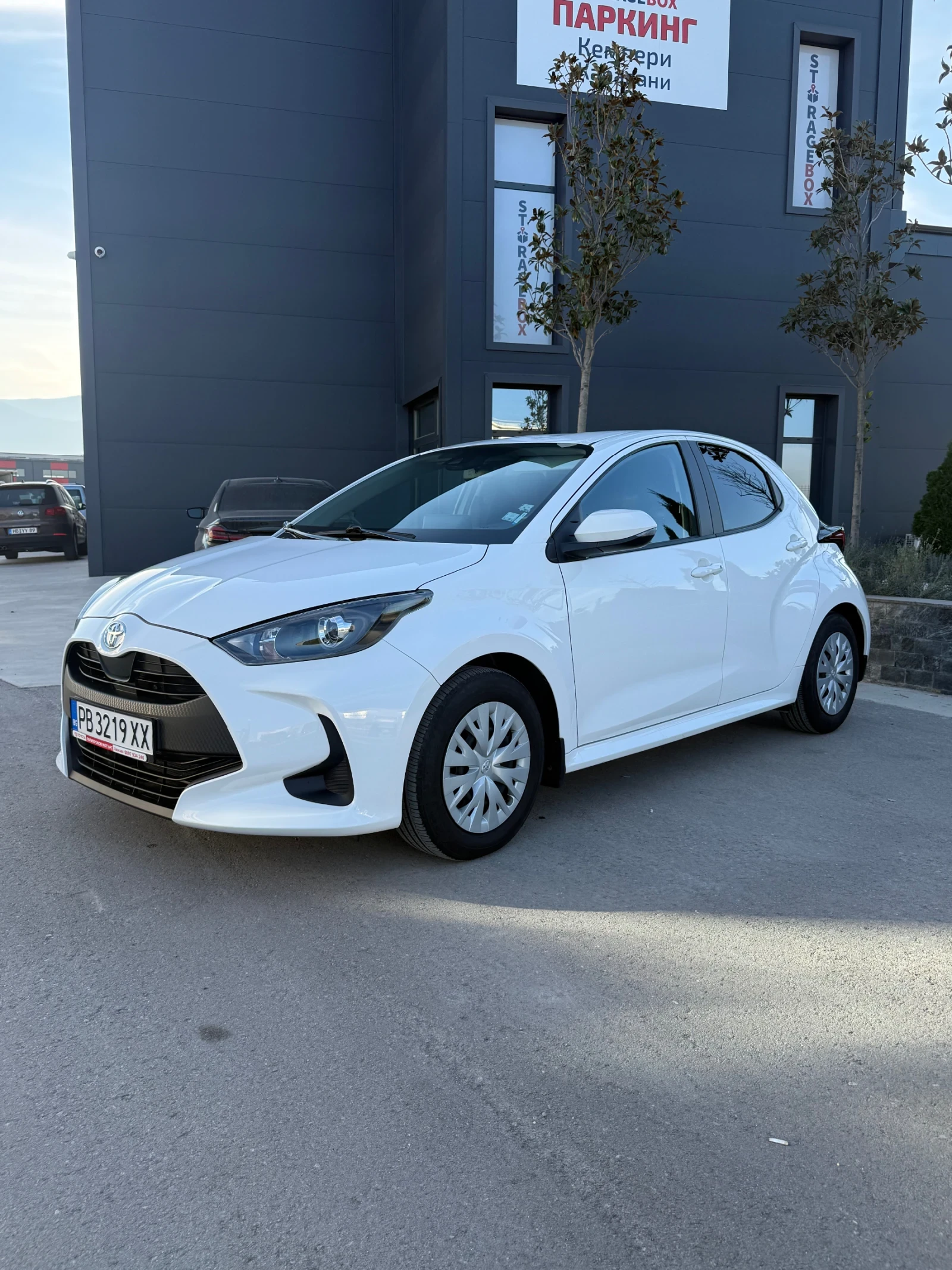 Toyota Yaris  - изображение 2