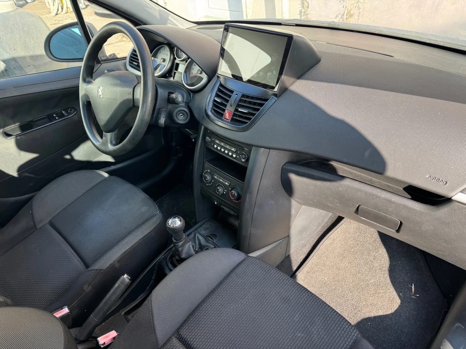 Peugeot 207 1.4 16v benzin - изображение 6