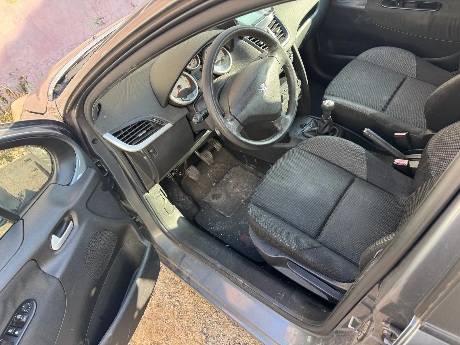 Peugeot 207 1.4 16v benzin - изображение 8