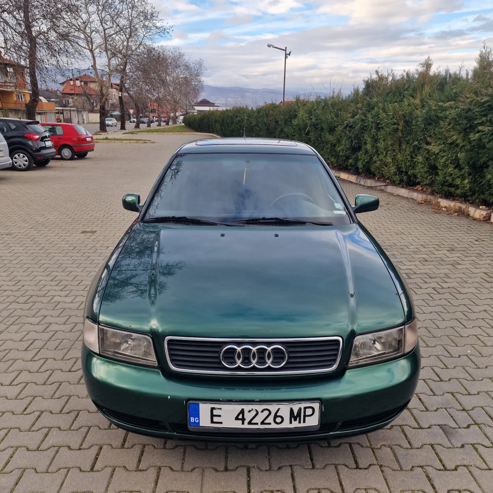 Audi A4 1.6 102 - изображение 4