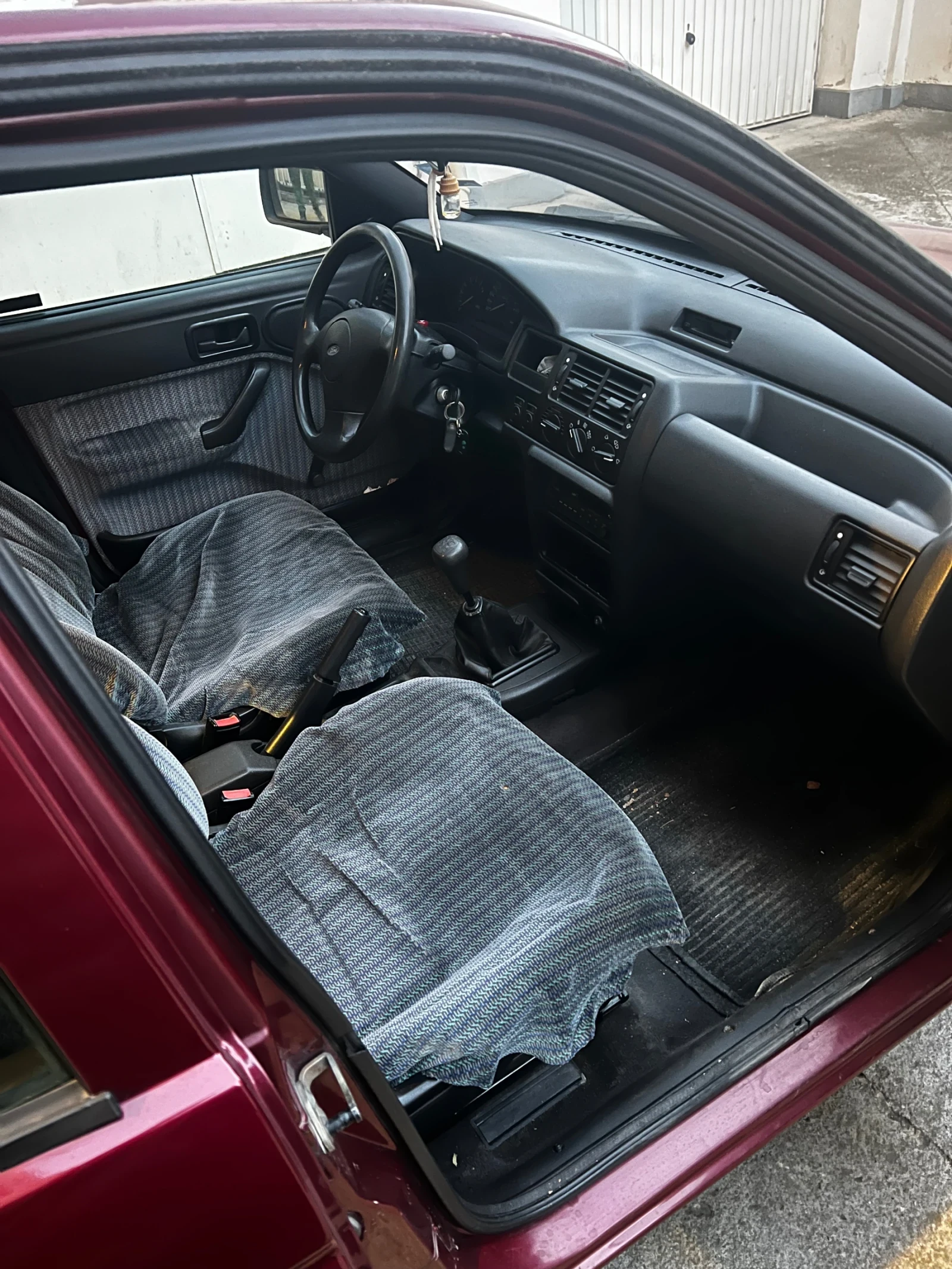 Ford Orion 1.6 * 16 V , снимка 9 - Автомобили и джипове - 53894192