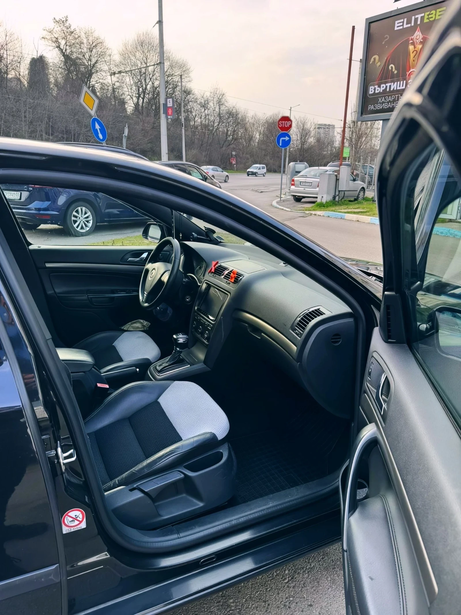 Skoda Octavia 1.9, снимка 12 - Автомобили и джипове - 53893041