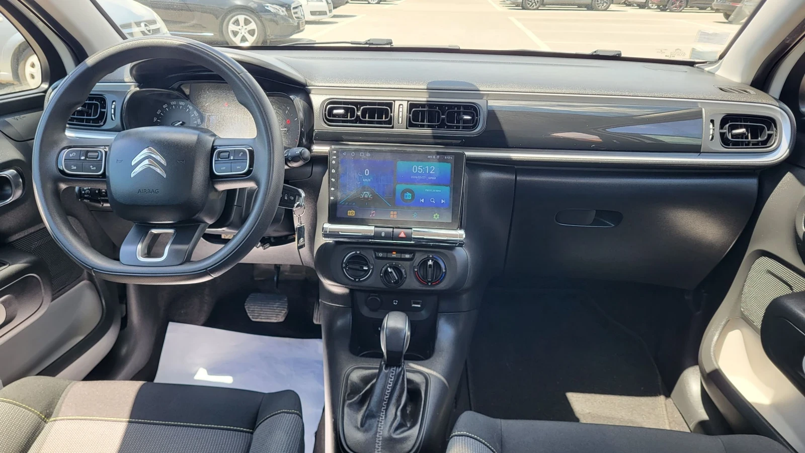 Citroen C3 1.2Turbo-110 AUTO * NAVI, снимка 9 - Автомобили и джипове - 54771082