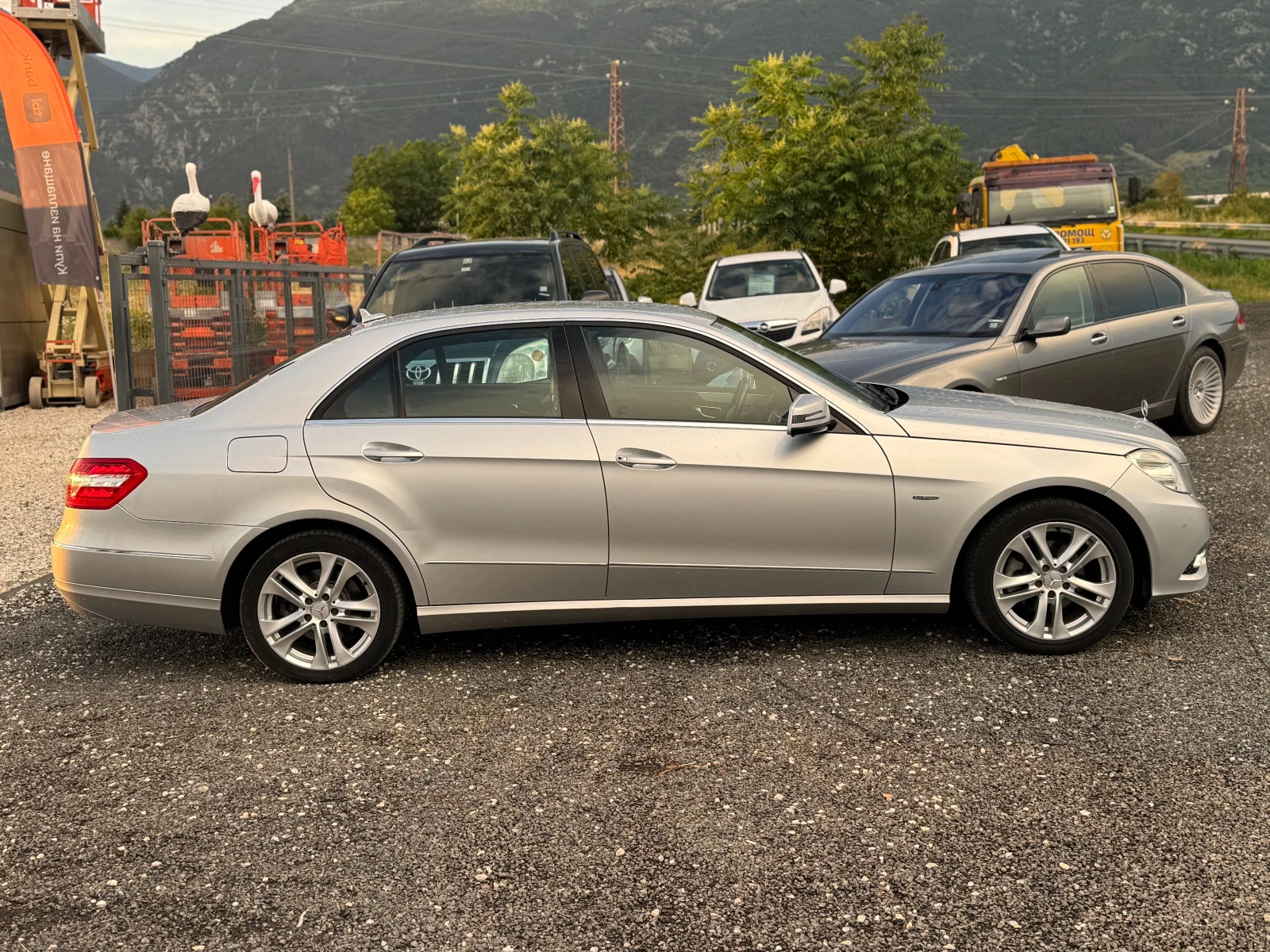 Mercedes-Benz E 220 CDI * PREMIUM * , снимка 3 - Автомобили и джипове - 54857573