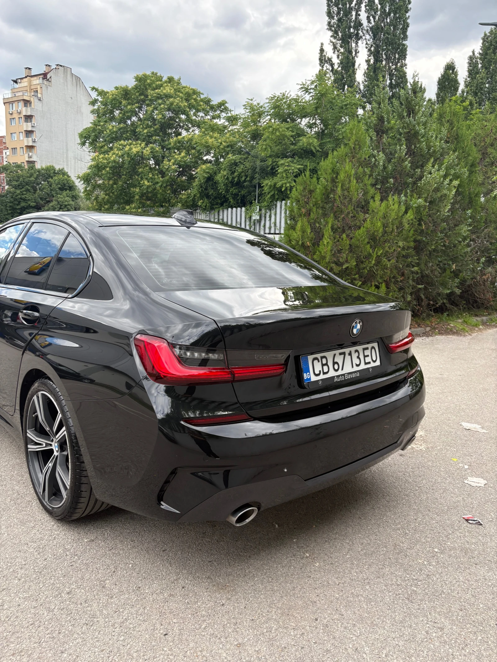 BMW 320 320d xDrive M Sport / 320D XDR A, снимка 8 - Автомобили и джипове - 54895333