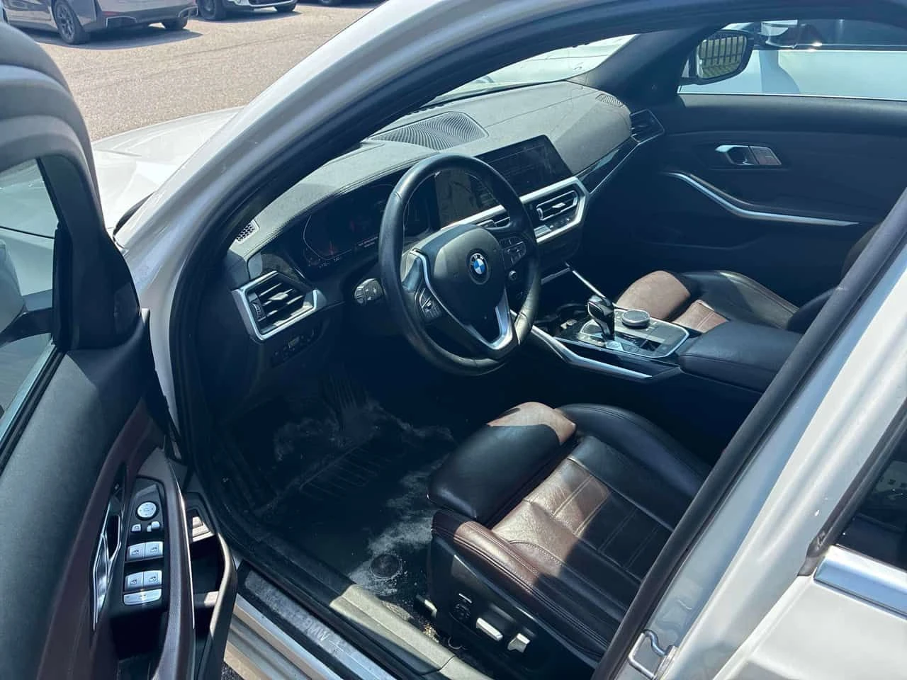 BMW 330 330i xDrive  CARFAX, снимка 5 - Автомобили и джипове - 55144358