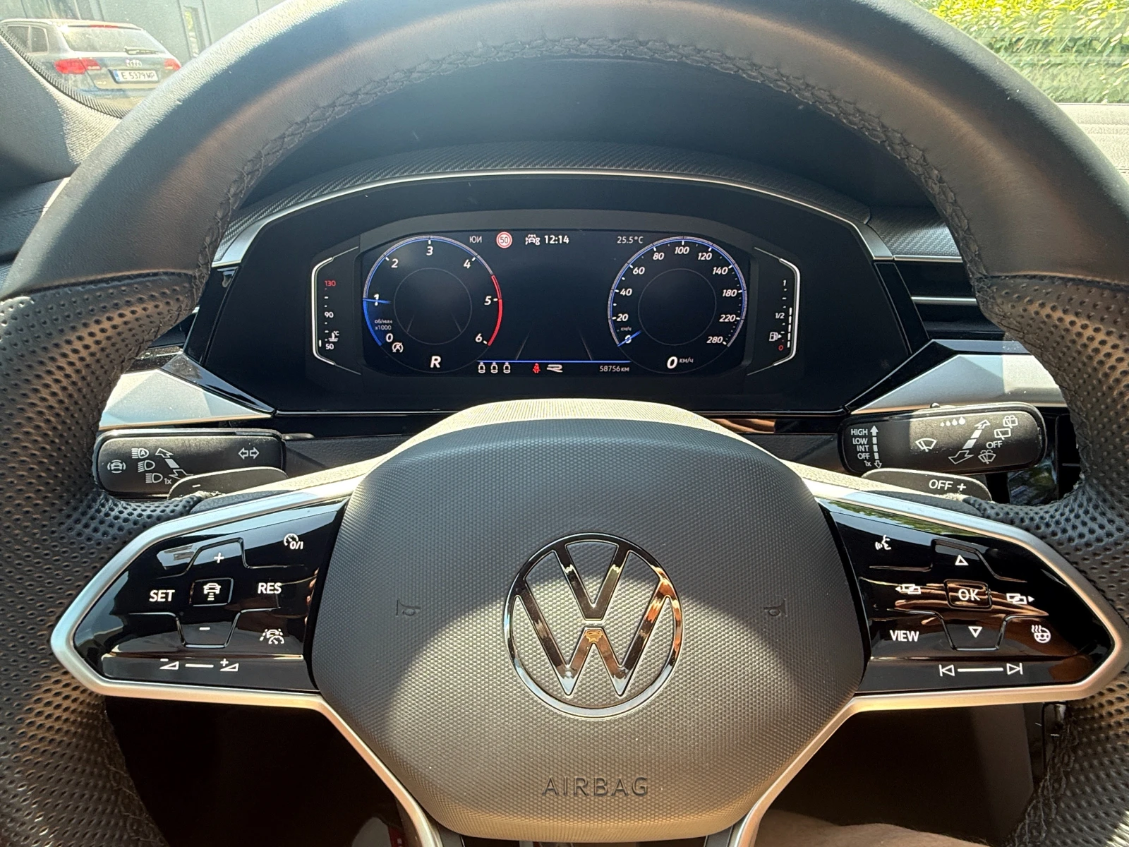 VW Arteon R-line Shooting Brake, снимка 7 - Автомобили и джипове - 55392611