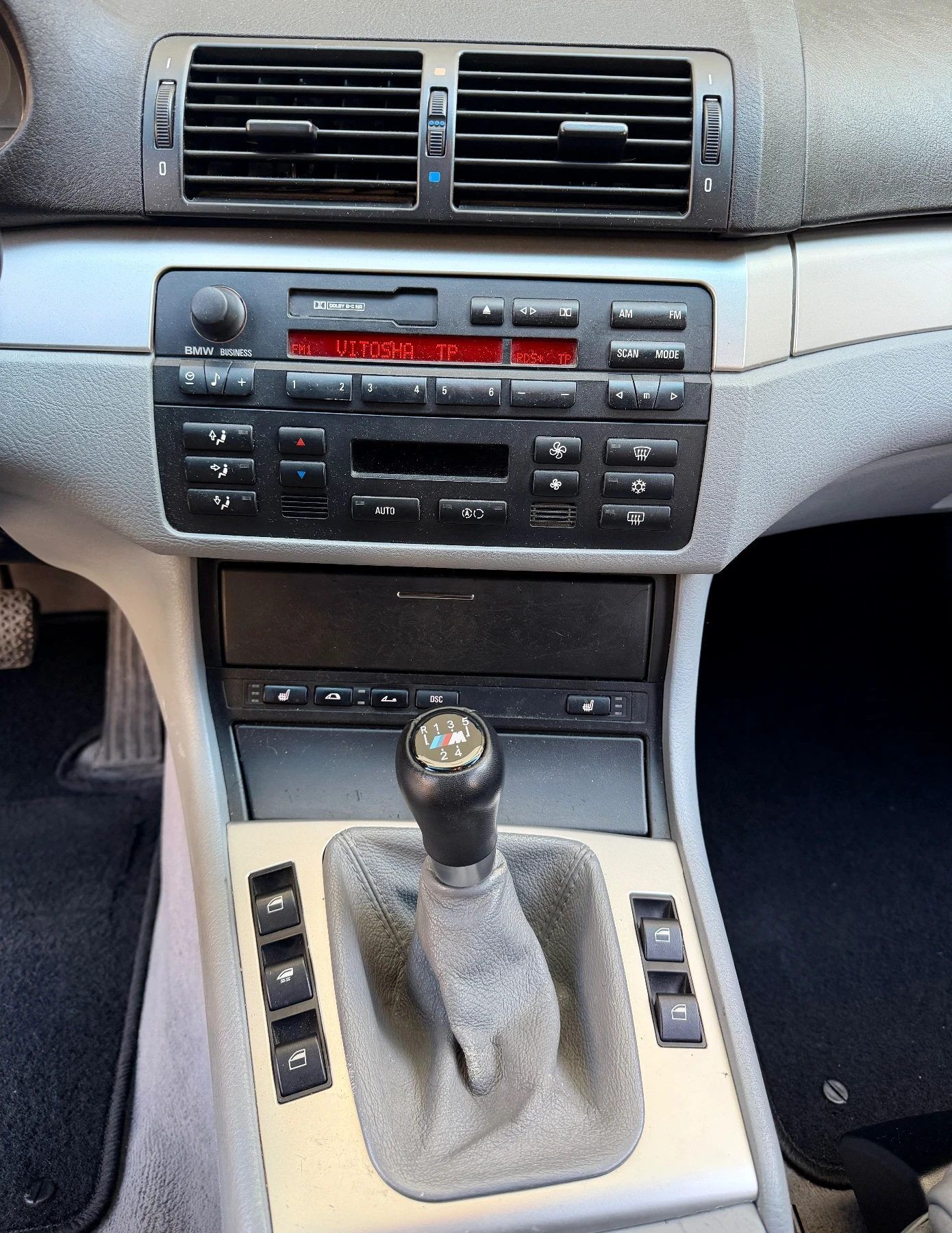 BMW 318, снимка 9 - Автомобили и джипове - 55423712