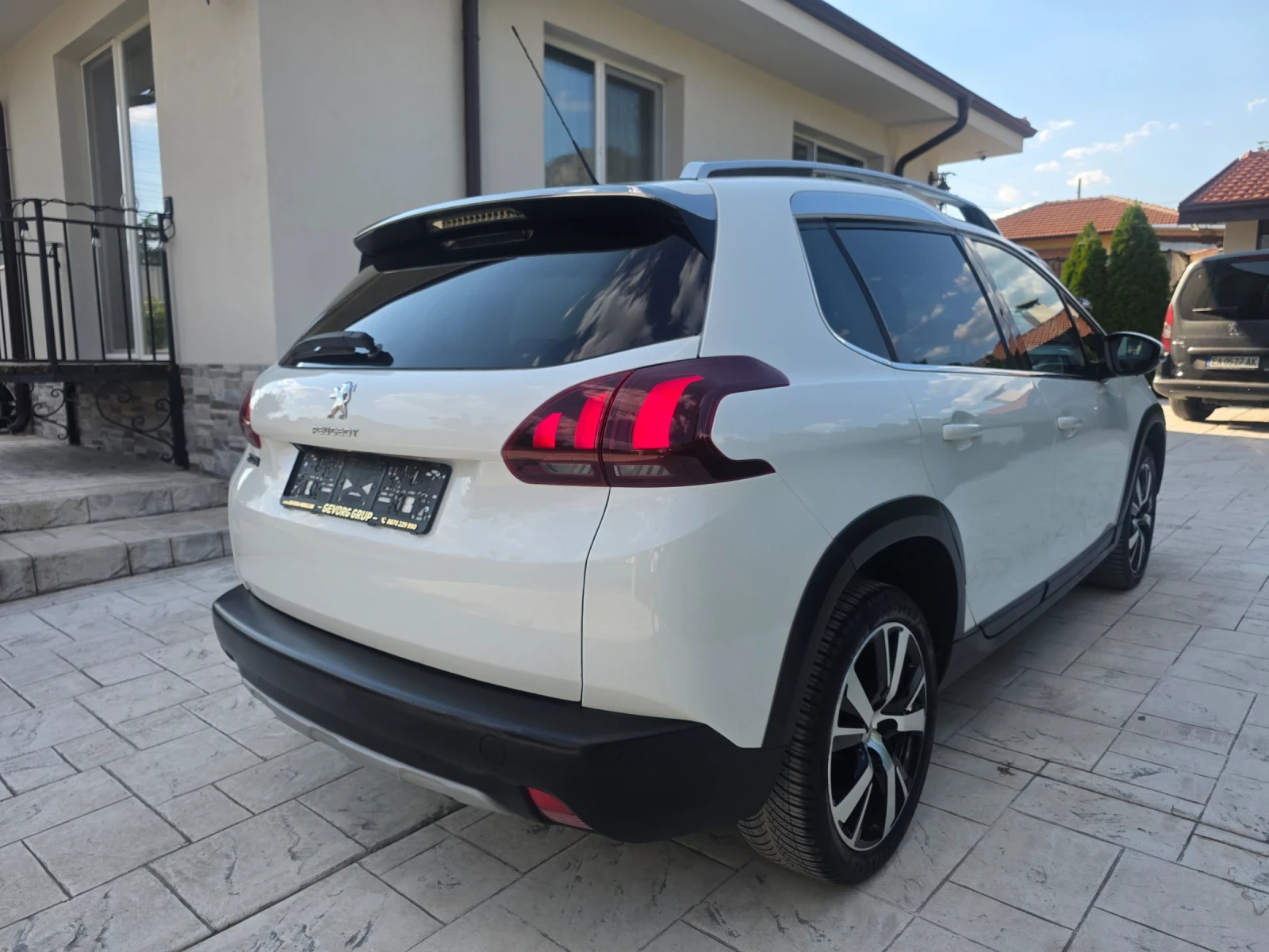 Peugeot 2008 1.2 KOJA 93000 ���.���  | Mobile.bg � ����������� 5
