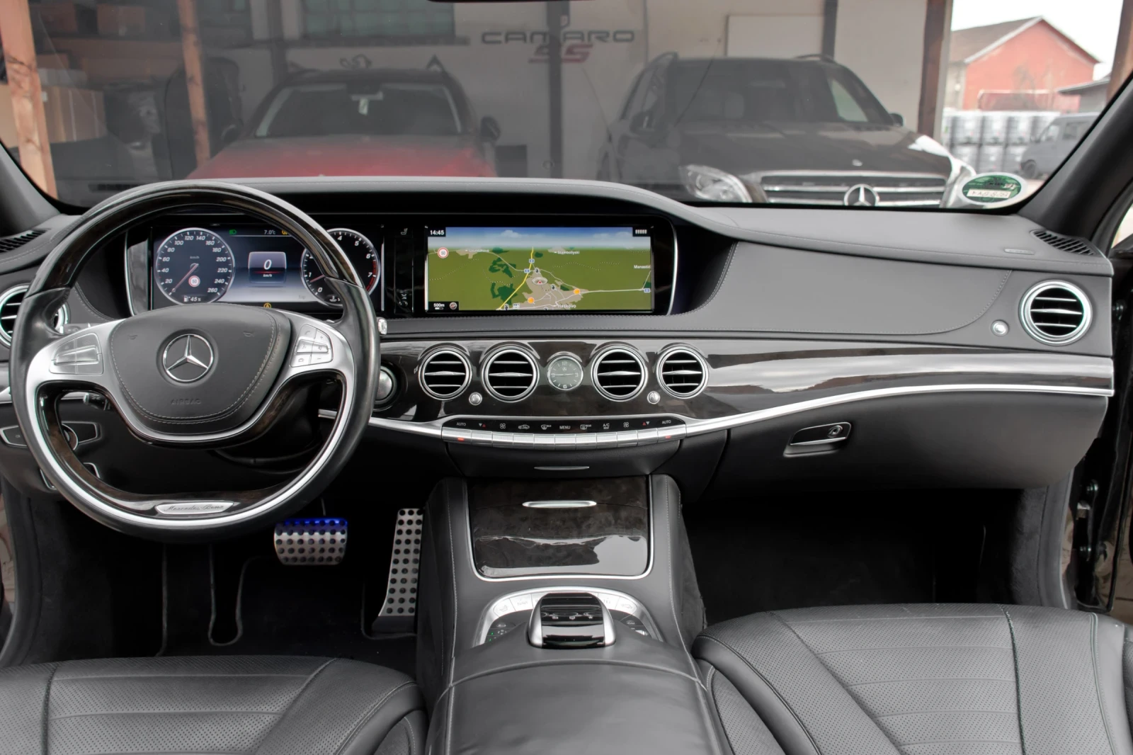 Mercedes-Benz S 500 BRABUS/7G/HUD/PANO/20, снимка 11 - Автомобили и джипове - 55989816