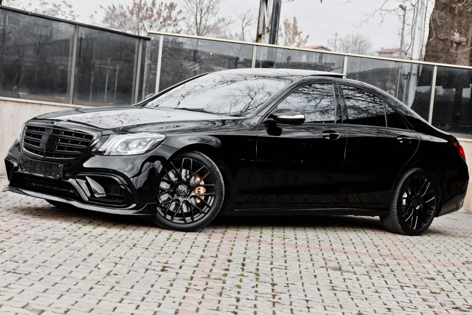 Mercedes-Benz S 500 BRABUS/7G/HUD/PANO/20, снимка 3 - Автомобили и джипове - 55989816