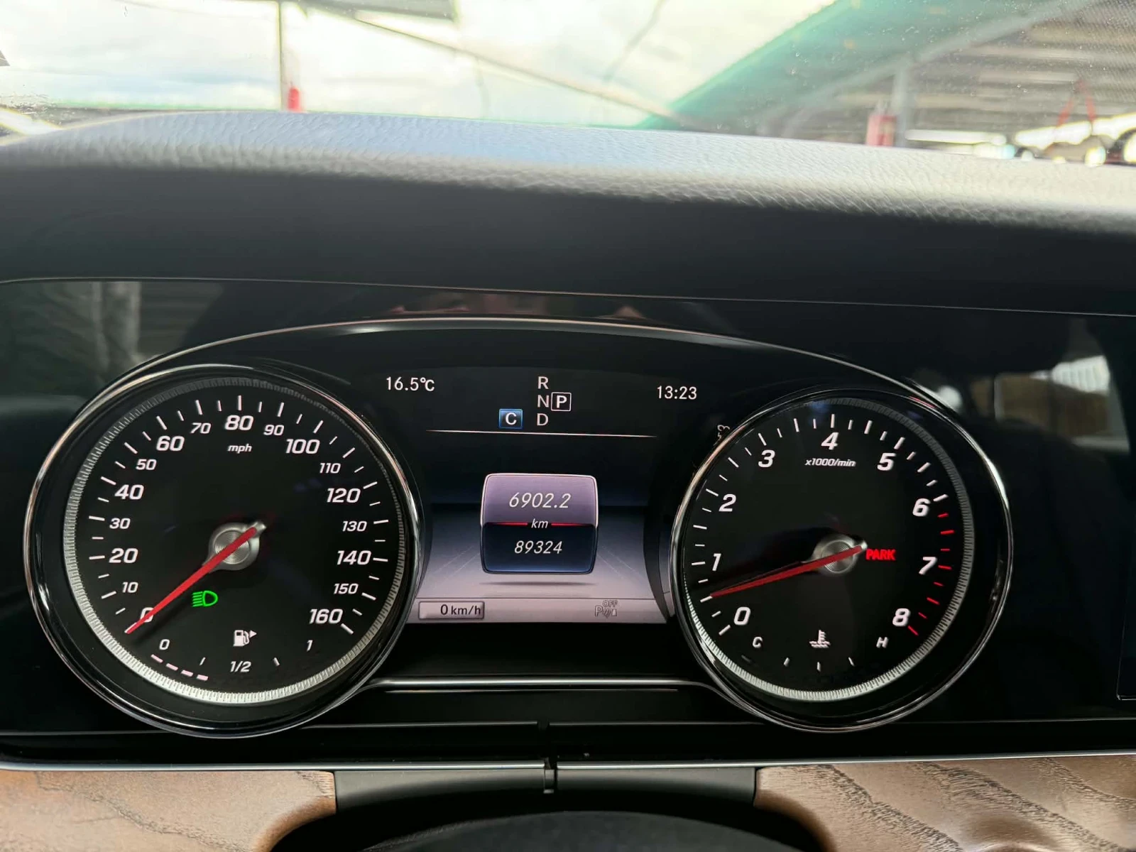 Mercedes-Benz E 400 4MATIC | 89 300 км | AMG | V6 Bi-Turbo | Burmester, снимка 7 - Автомобили и джипове - 56185436