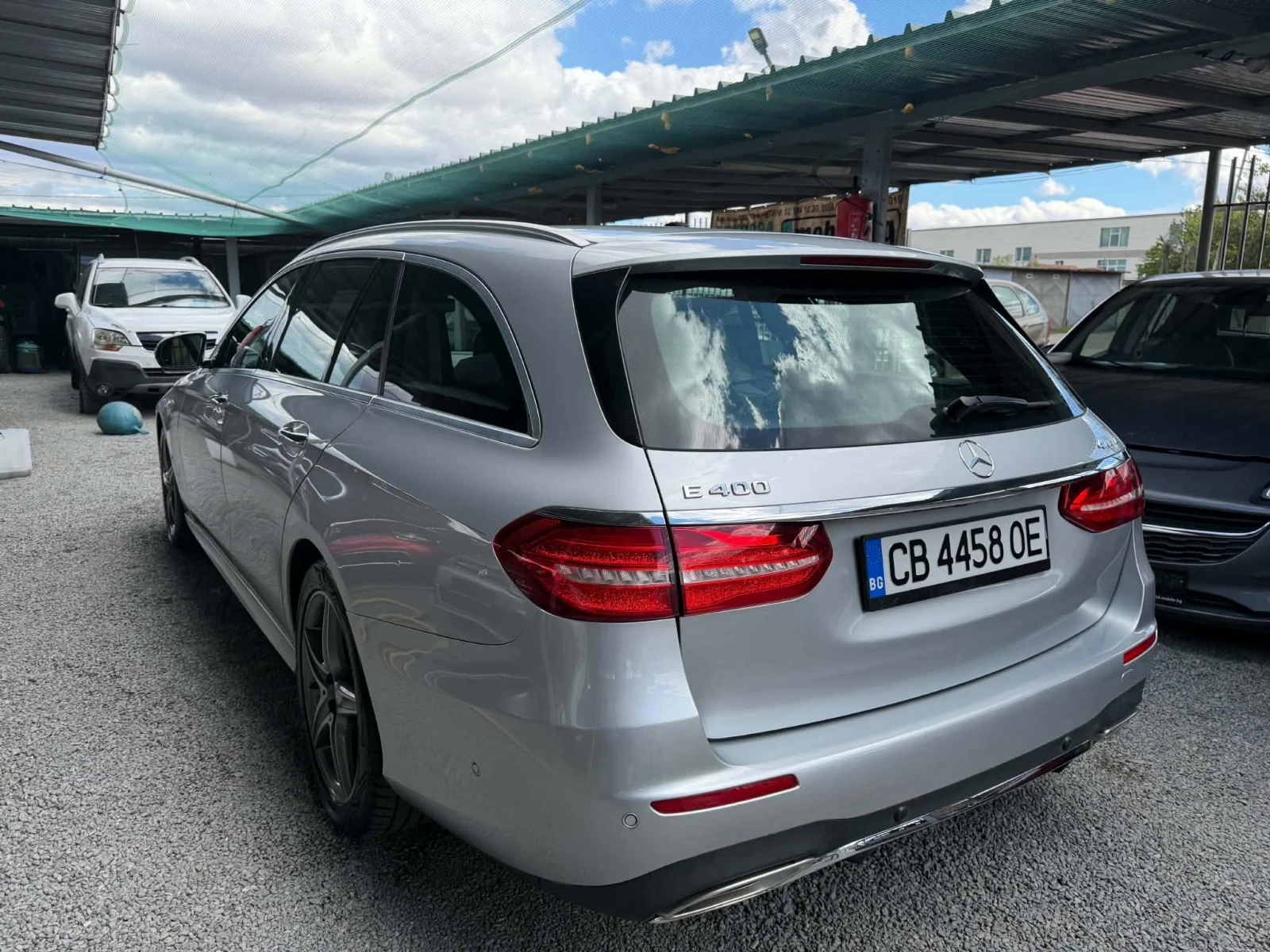 Mercedes-Benz E 400 4MATIC | 89 300 км | AMG | V6 Bi-Turbo | Burmester, снимка 17 - Автомобили и джипове - 56314251