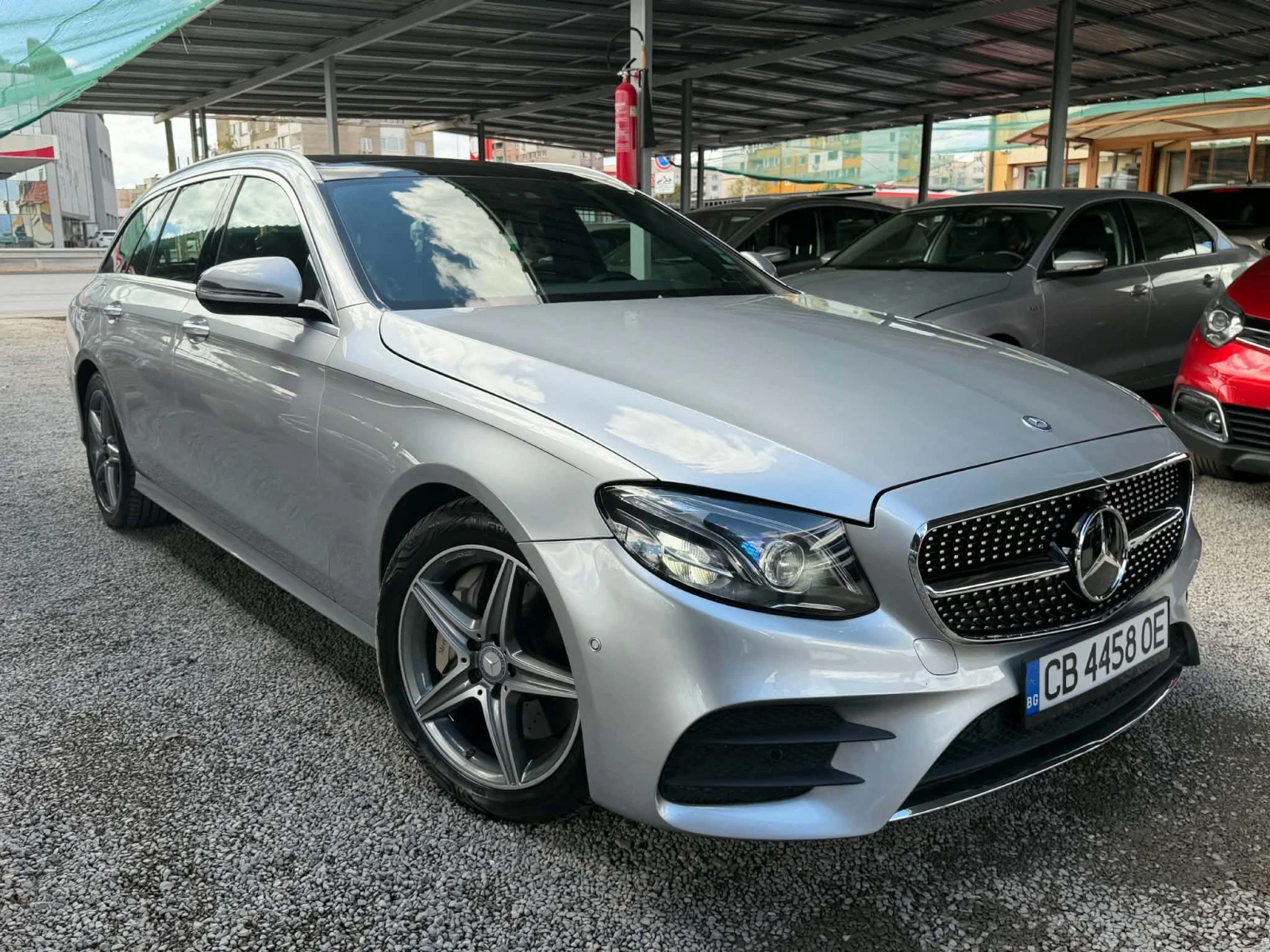 Mercedes-Benz E 400 4MATIC | 89 300 км | AMG | V6 Bi-Turbo | Burmester