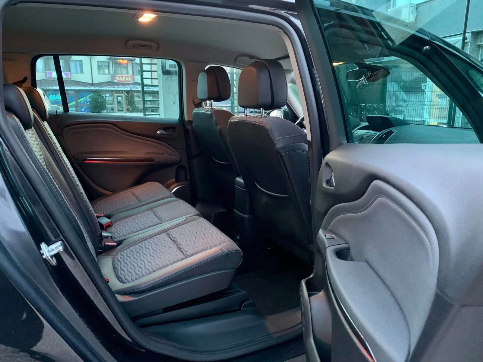 Opel Zafira Tourer 1.6 Turbo Cosmo 7-������ CNG | Mobile.bg � ����������� 11